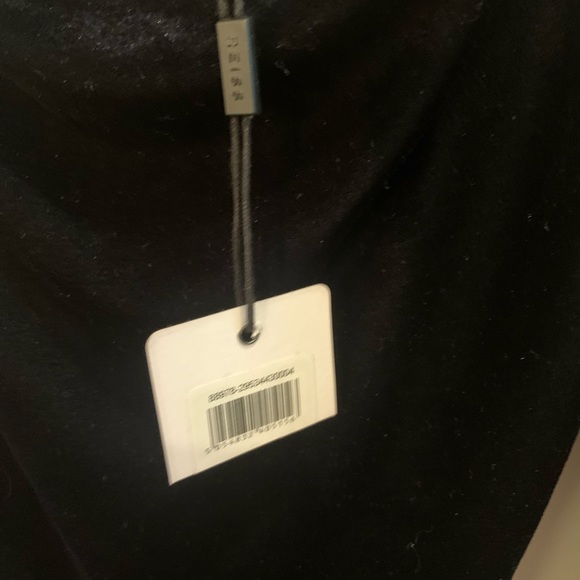 Dark navy velvet long sleeve Reiss dress. New without tags. - Picture 4 of 4